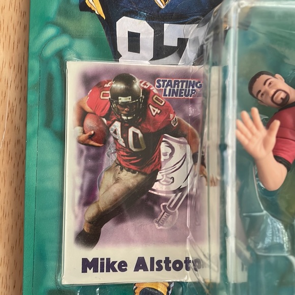 Starting Lineup Football NFL Collectible Mike Alstott #40 Tampa Bay Buccaneers - Picture 7 of 8